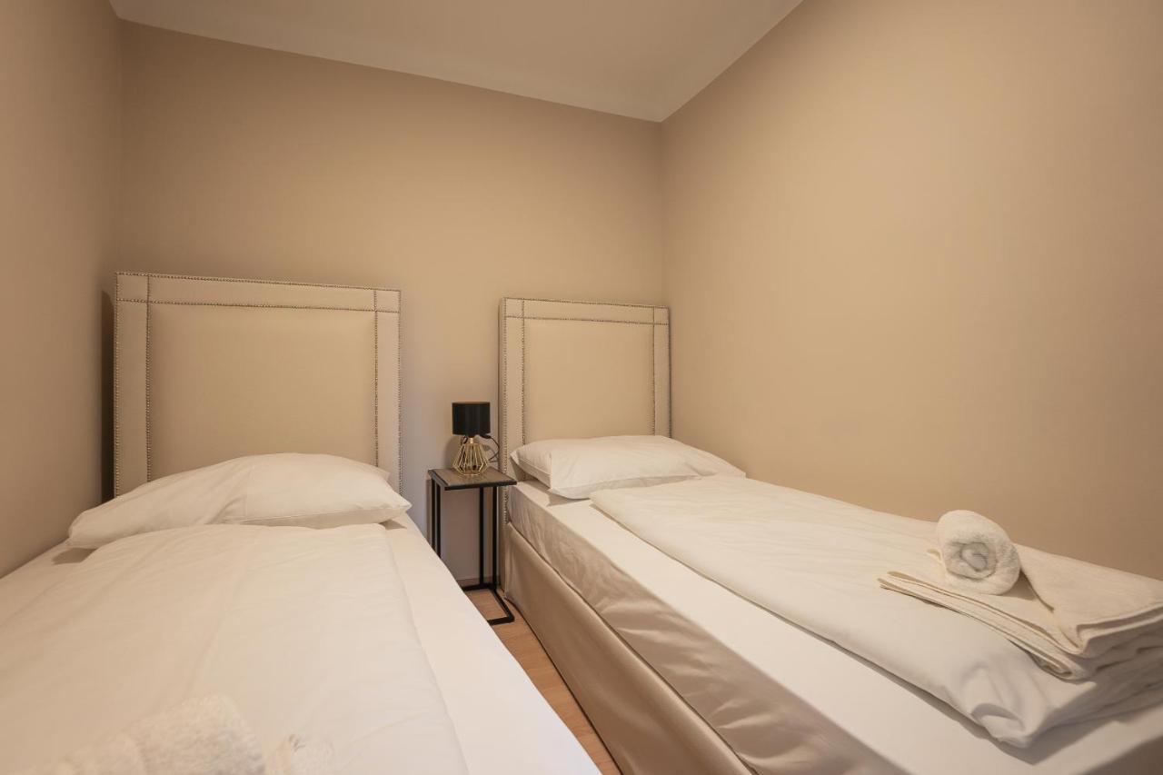A 2-Bedroom Apartment With A King-Size Bed And A Balcony Is Located Just A 15-Minute Walk From Stephansplatz. Vienne Extérieur photo