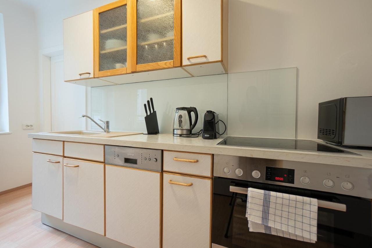 A 2-Bedroom Apartment With A King-Size Bed And A Balcony Is Located Just A 15-Minute Walk From Stephansplatz. Vienne Extérieur photo